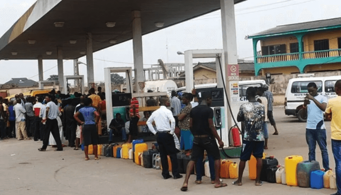 Queues Resurface At MRS As Marketers Hike Petrol Above ₦1,000 Per Litre
